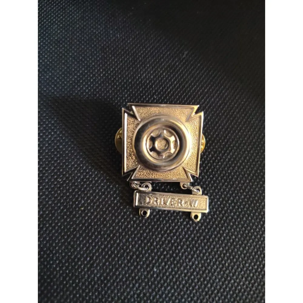 US Army Military Qualification Badge with DRIVER W Hanger Post Clutch